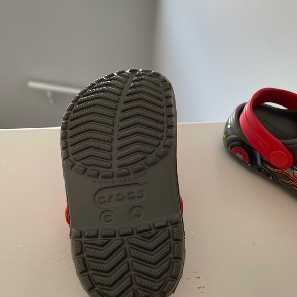 Baby crocs, race car - Picture 3 of 3